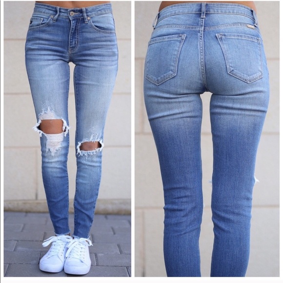 New! KanCan distressed dark washed jeans - Picture 6 of 7